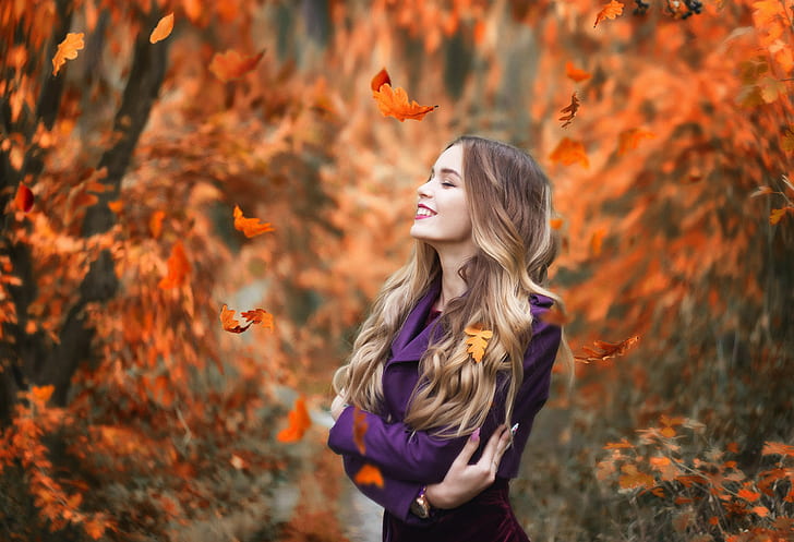 fall, smiling, leaves, nature, blonde, long hair, women outdoors, HD wallpaper