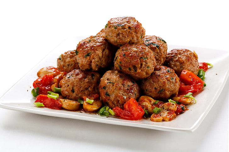 cooked meatballs, burgers, minced meat, vegetables, food, plate