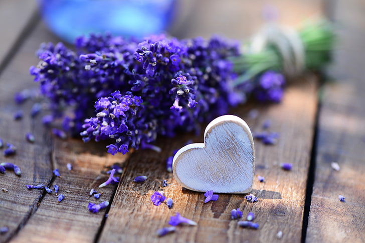 purple flowers, table, bouquet, heart, lavender, wood - Material