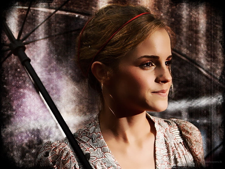 Emma Watson, umbrella, actress, celebrity, looking away, women