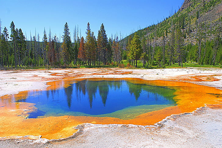 Yellowstone National Park HD Wallpapers  Wallpaper Cave