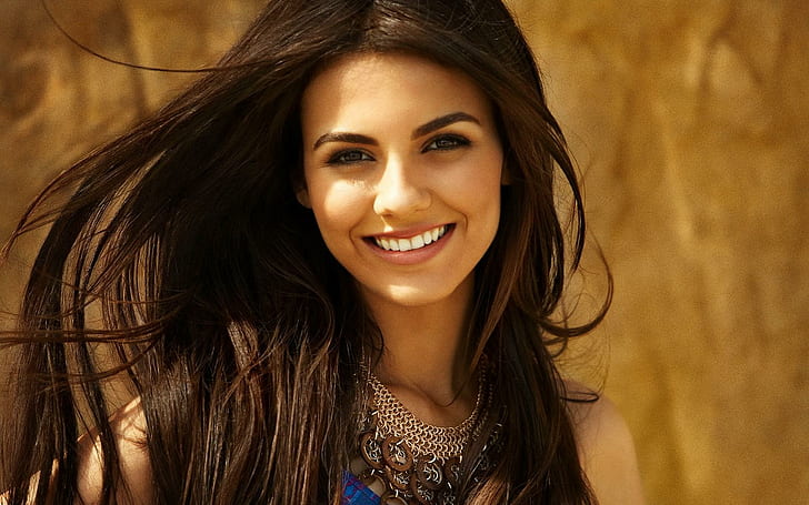 Victoria Justice Girl Smile, women's blue and brown dress, HD wallpaper