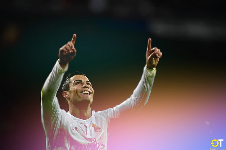 gray Henley shirt, Cristiano Ronaldo, Real Madrid, filter, soccer