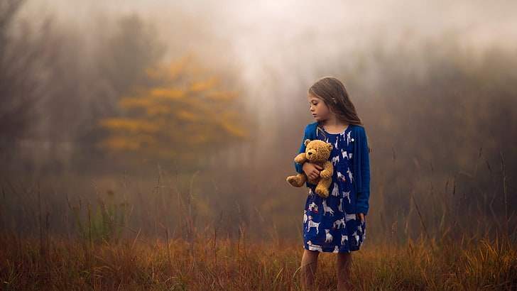 children, teddy bears, little girl, blue dress, depth of field, HD wallpaper