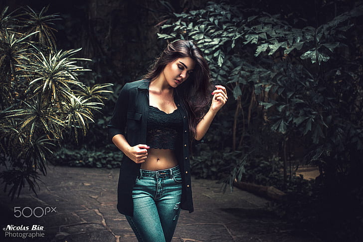 women outdoors, closed eyes, jeans, red nails, Nicolas Bar