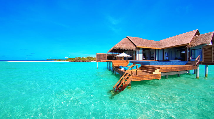 Water Bungalows On A Tropical Island HD Wallpaper, brown and blue floating house, HD wallpaper
