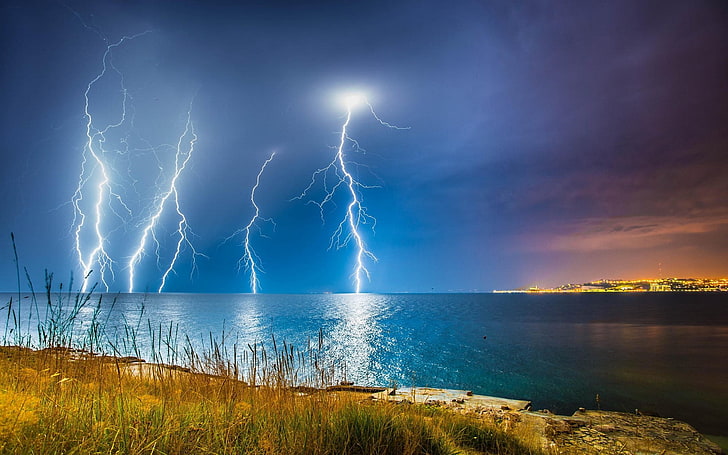 lightning above body of water, nature, landscape, coast, storm, HD wallpaper