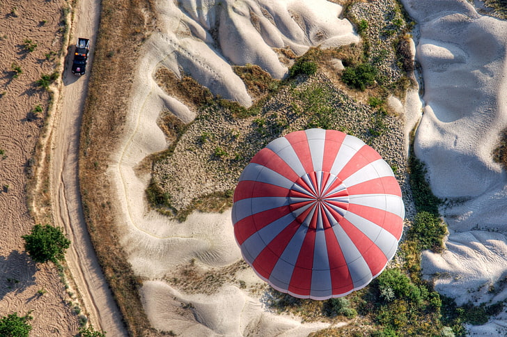 white and red hot air balloon, landscape, aerial view, nature, HD wallpaper