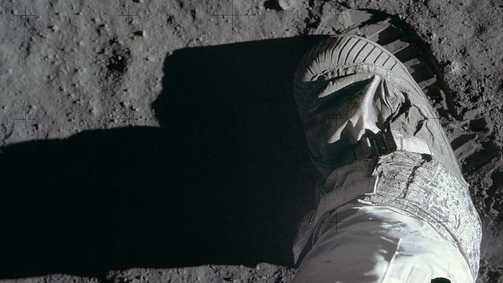 The moon, USA, imprint, astronaut, shoes, Buzz Aldrin, lunar soil, HD wallpaper