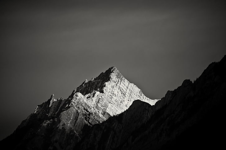 mountain in grayscale photo, mountain top, monochrome, sky, beauty in nature