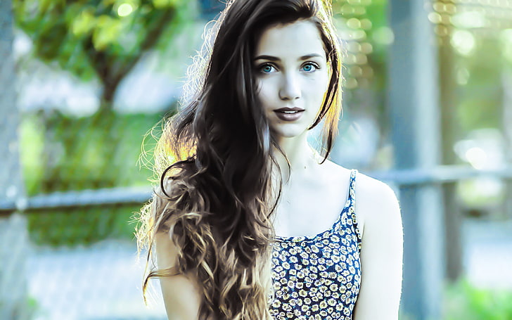 Emily Rudd, fitness model, young adult, portrait, long hair