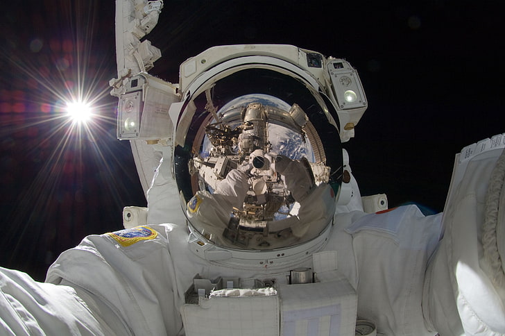 space, astronaut, selfies, self shot, reflection, illuminated, HD wallpaper