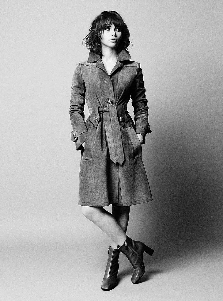Felicity Jones, actress, women, monochrome, looking away, coats, HD wallpaper