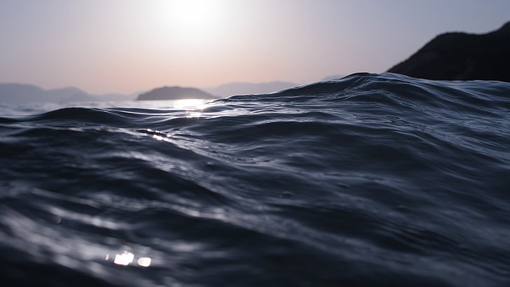 body of water, closeup photo of body of water, waves, sunlight, HD wallpaper