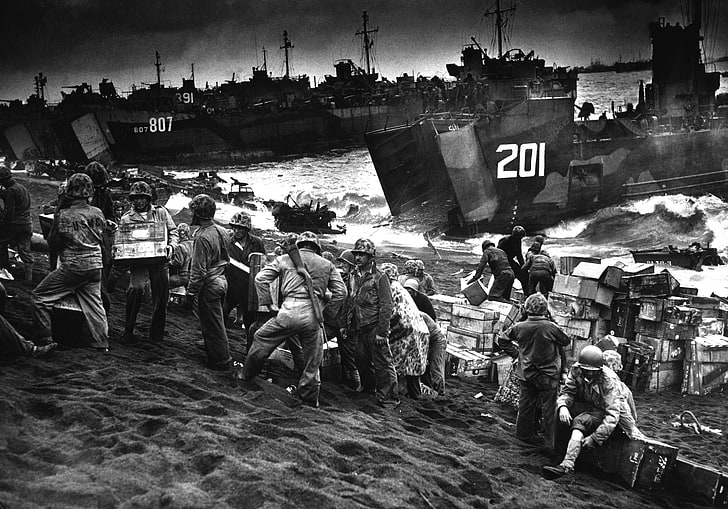 World War II, Iwo Jima, soldier, monochrome, military, beach, HD wallpaper
