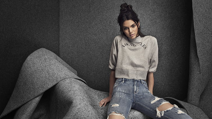 Kendall Jenner 05, women's grey long sleeve shirt, blue denim distressed jeans