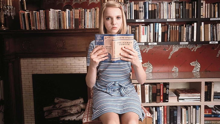 The Royal Tenenbaums, blonde, women, books, introvert, Wes Anderson