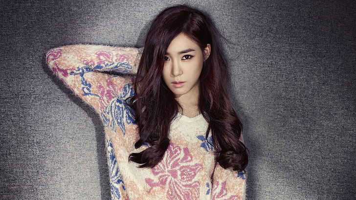 women's beige, blue, and pink floral long-sleeved tp, SNSD, Girls' Generation, HD wallpaper
