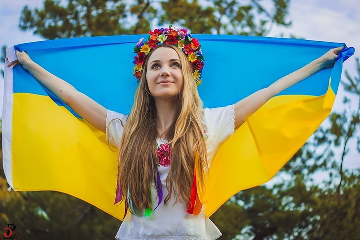 Blonde, Flag, Ukraine, Ukrainians, Wreaths, front view, one person, HD wallpaper