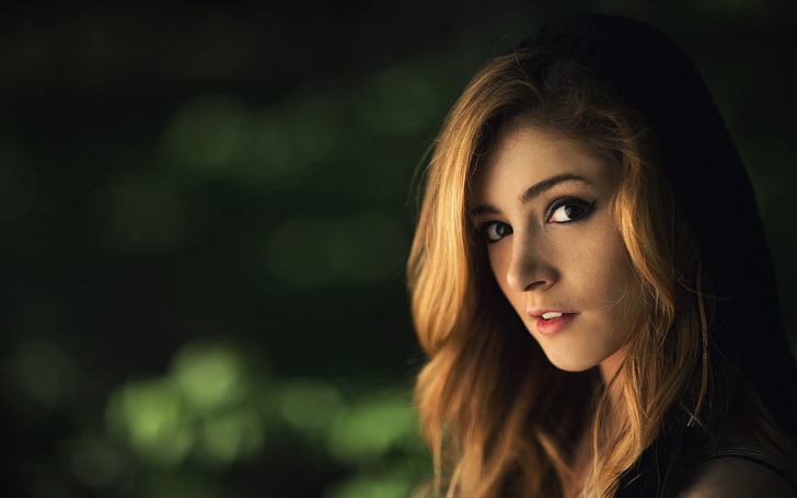 Chrissy Constanza, Chrissy Costanza, singer, celebrity, Against The Current