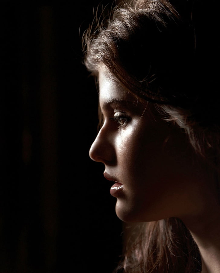 Alexandra Daddario, women, face, profile, headshot, portrait