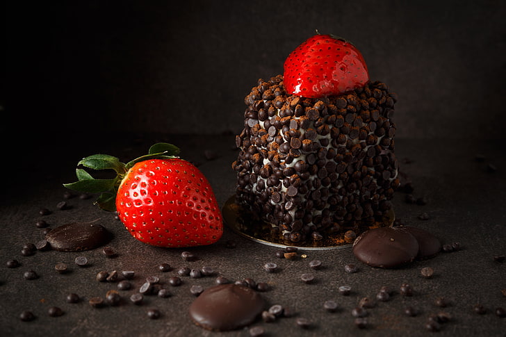 HD wallpaper: food, chocolate, strawberry, cake, cream, dessert, delicious  | Wallpaper Flare
