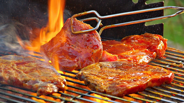 four slice of grilled steaks, food, barbecue, fire, meat, food and drink