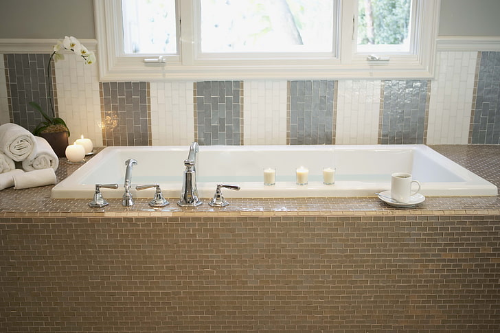 rectangular white bathtub, candles, coffee, luxury, indoors, domestic Bathroom