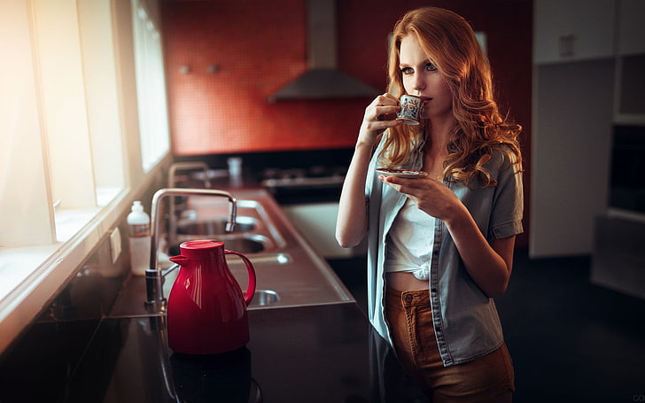 women, model, redhead, kitchen, cup, interior, long hair, Ivan Gorokhov, HD wallpaper