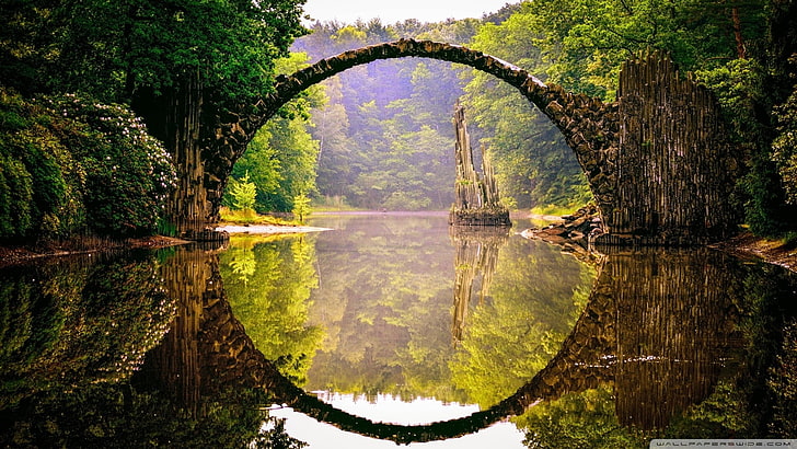 brown arch bridge, landscape, river, green, reflection, water