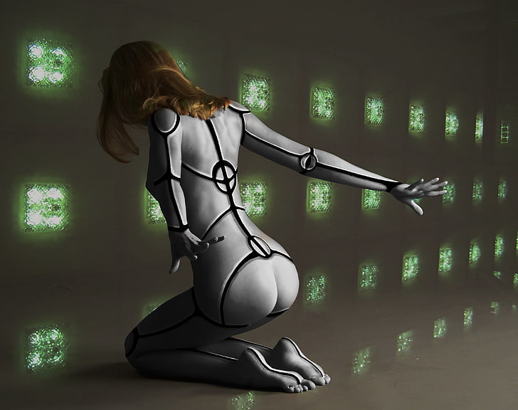 Cyborg X nude photos