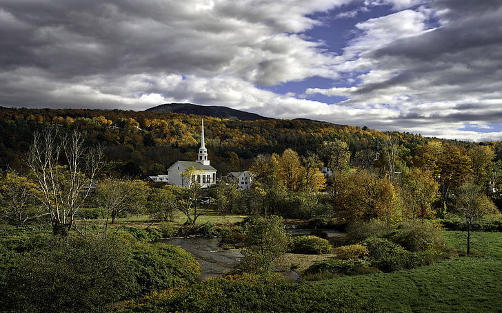 Autumn Stowe Community Church Vermont United States Landscape Photography Wallpaper Hd For Desktop 3840×2400