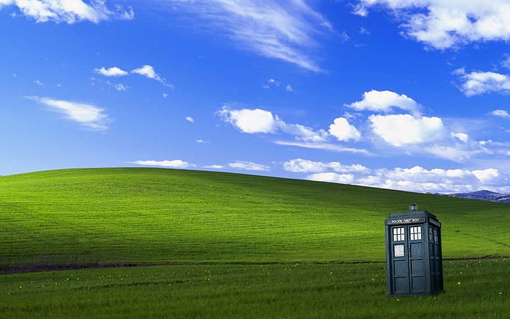 black telephone booth, Doctor Who, sky, cloud - sky, grass, green color, HD wallpaper