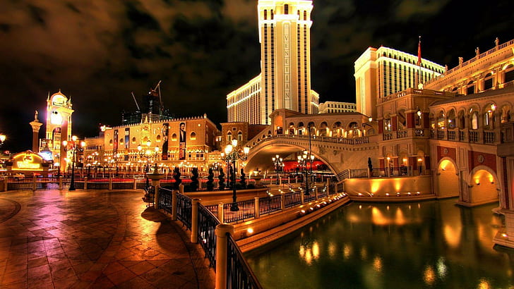 Late Night At The Venetian Hotel In Vegas, lights, bridge, resort, HD wallpaper