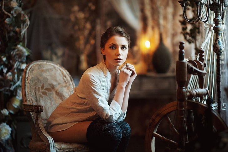 Ksenia Kokoreva, Maxim Maximov, portrait, sitting, women, looking at viewer, HD wallpaper