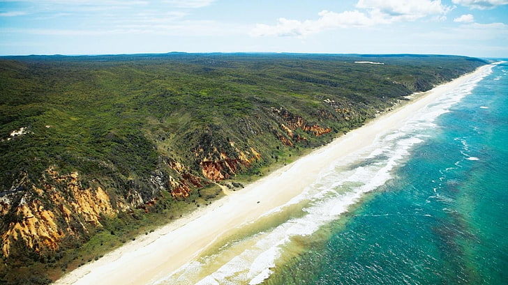 body of water and green hills, beach, island, Australia, sand, HD wallpaper