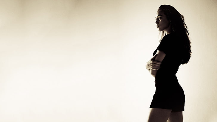 women's black t-shirt and shorts, Alycia Debnam Carey, actress, HD wallpaper