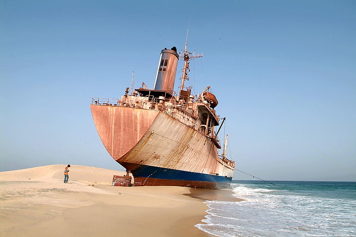 brown and white sail boat, Africa, ship, abandoned, wreck, nautical vessel, HD wallpaper