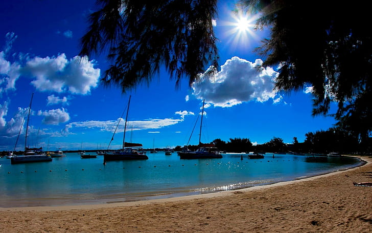 Bright Day At Mauritius, sunshine, beach, summer, boats, clouds, HD wallpaper
