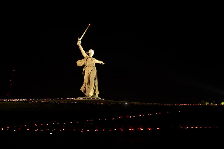 human white statue, Lights, Night, The city, USSR, Sculpture, HD wallpaper