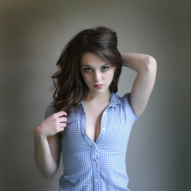 cleavage, Imogen Dyer
