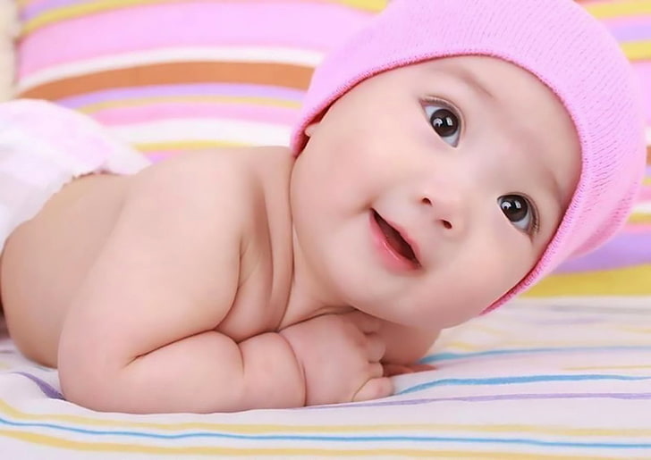 Sweet Baby Blue Eyes N Pink Lips, baby's pink knit cap, cuty, HD wallpaper
