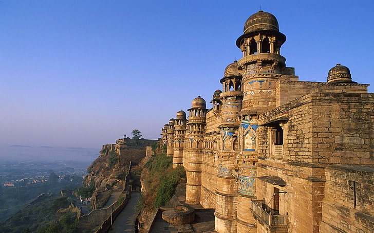gwalior fort india-City travel photography wallpap.., brown concrete high-rise buildings, HD wallpaper