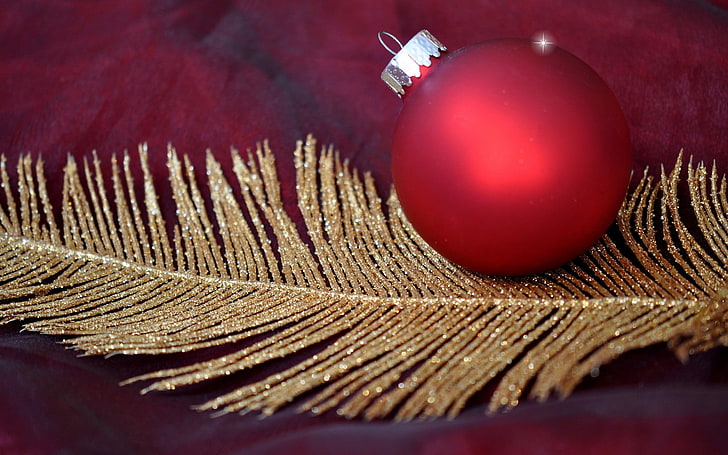 Christmas, Christmas ornaments, close-up, red, indoors, celebration, HD wallpaper
