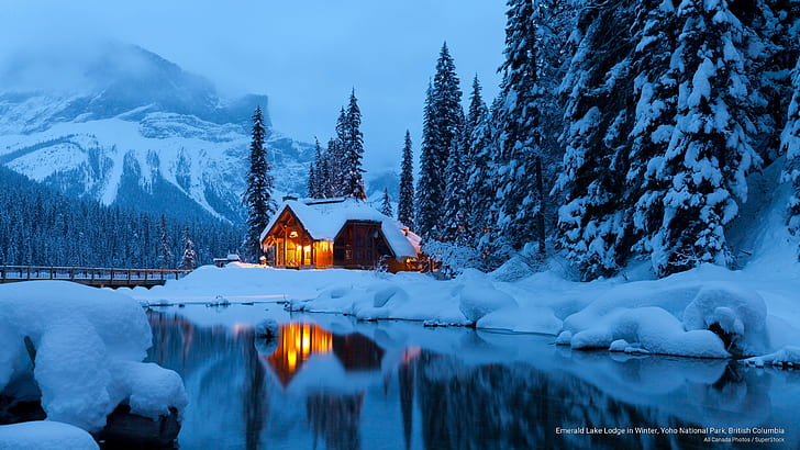 Emerald Lake Lodge in Winter, Yoho National Park, British Columbia, HD wallpaper