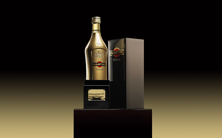 gold-colored bottle, drink, Martini, alcohol, bottles, studio shot, HD wallpaper