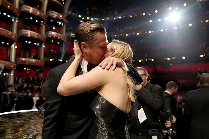 HD wallpaper: Most popular celebs, Leonardo DiCaprio, Kate Winslet, Oscar |  Wallpaper Flare