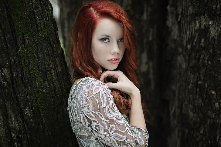 women's white floral top, redhead, women outdoors, model, fashion