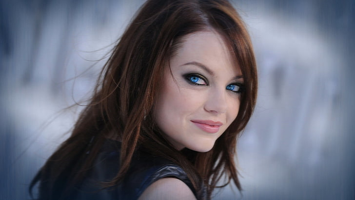 women's black top, Emma Stone, redhead, smiling, looking at viewer