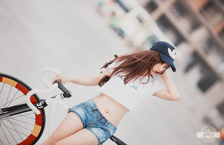 portrait, Asian, women, bicycle, fixie, lifestyles, young adult, HD wallpaper